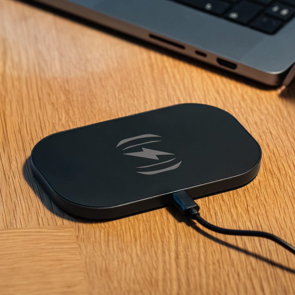 Smart trådlös laddning av din telefon och andra kompatibla enheter