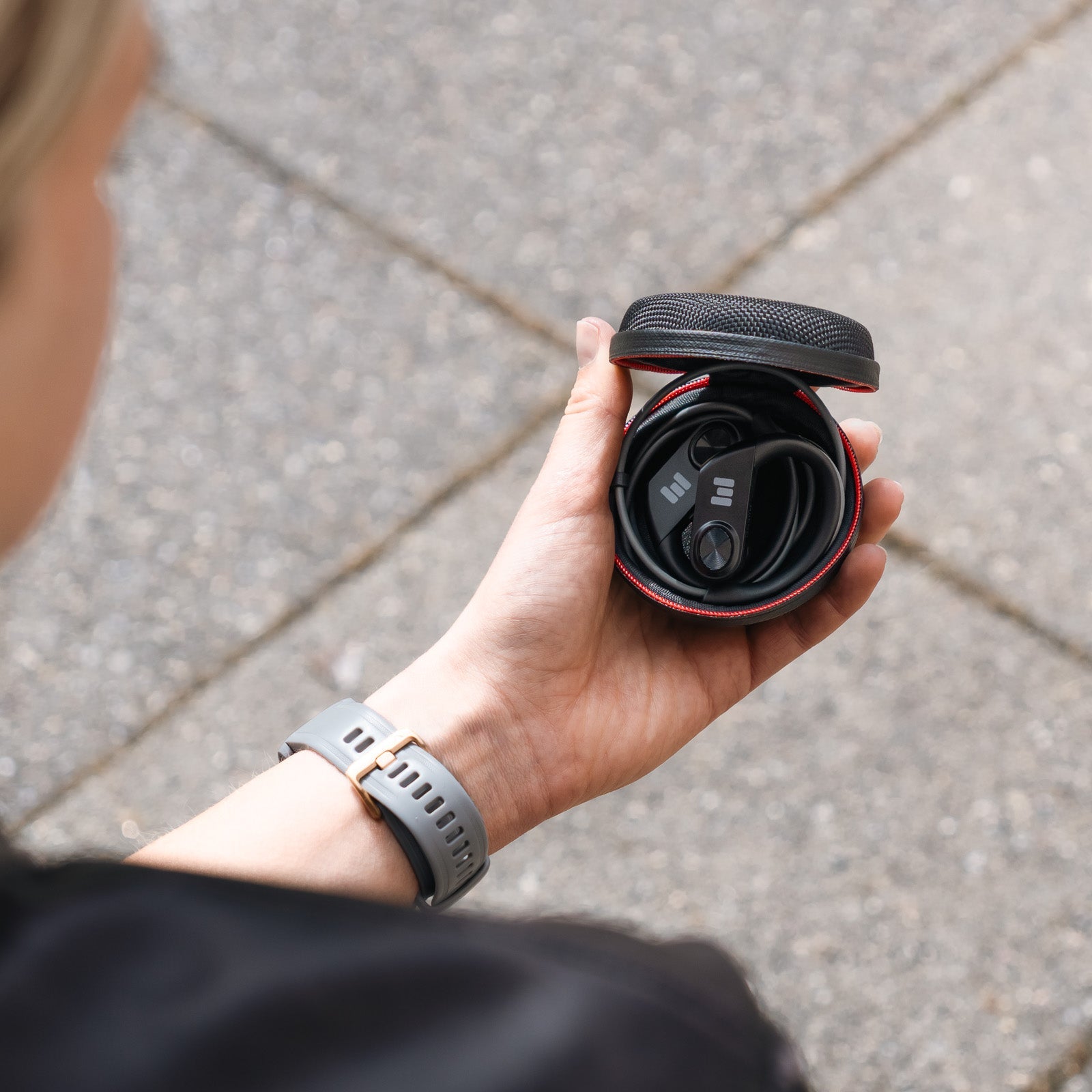 Bundle: MiiBUDS ACTIVE GO LITE + Case